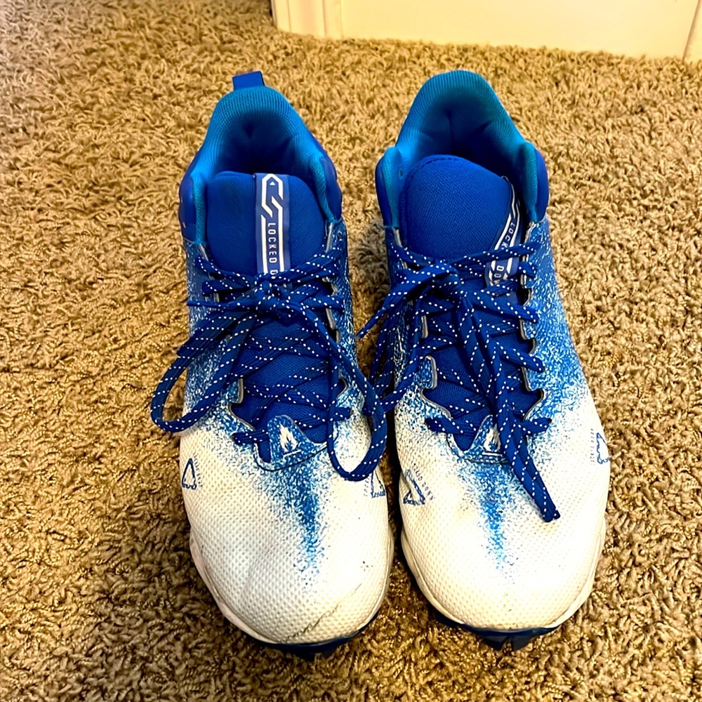 Football cleats